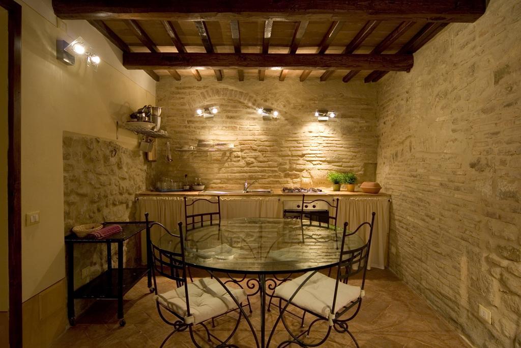 L'Arco Romanico Montefalco Eksteriør bilde