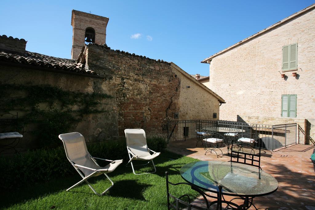 L'Arco Romanico Montefalco Eksteriør bilde