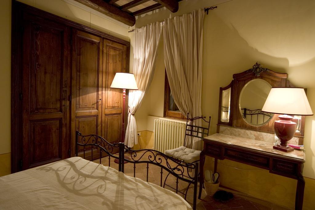 L'Arco Romanico Montefalco Eksteriør bilde